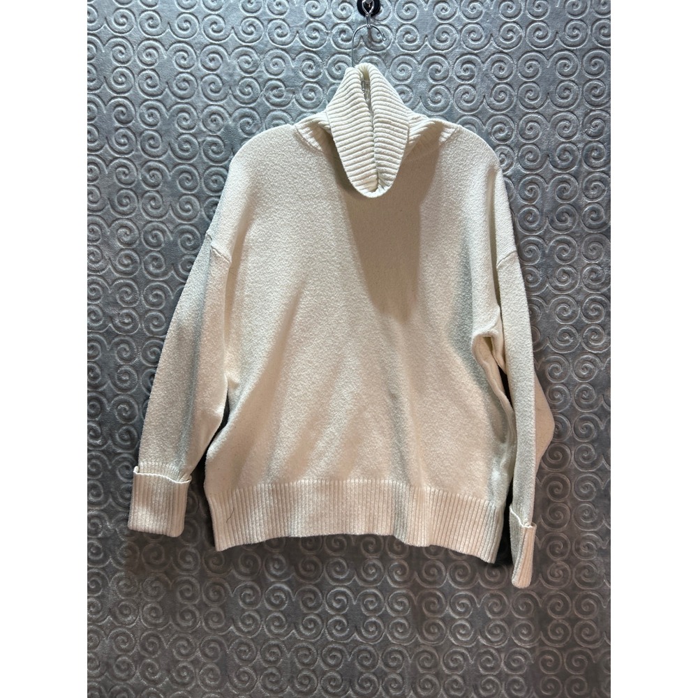 Old Navy Cream Ribbed Turtleneck Sweater Cozy Oversized‎ Women's Size L